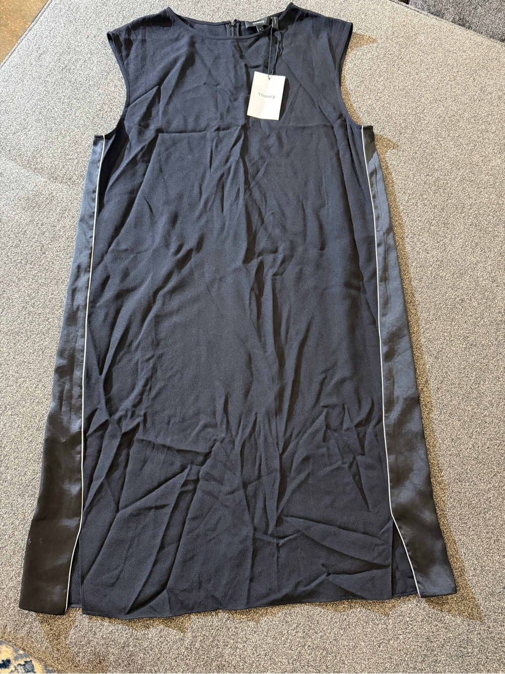 NWT Theory minimal sheath dress